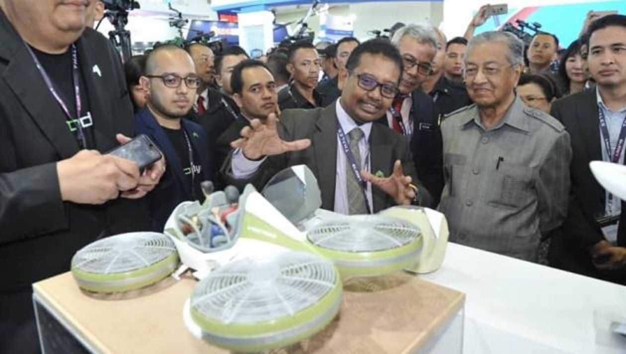 Malaysia sắp hoàn thiện mẫu xe bay đầu tiên của mình