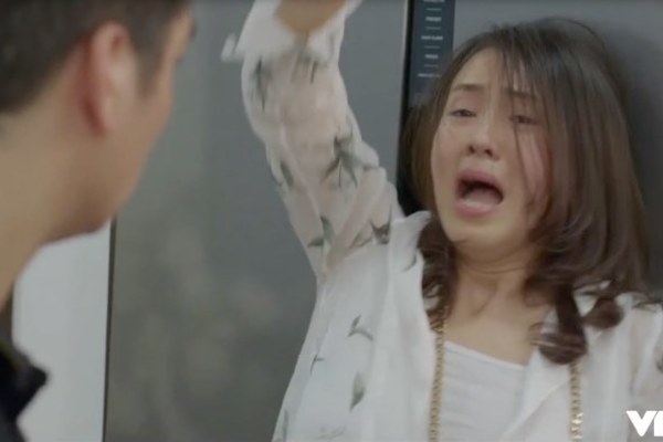 Chỉ một cảnh say, Hồng Diễm lại gây sốt màn ảnh