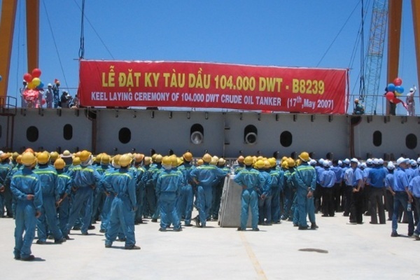 Con tàu thời Vinashin, suốt 10 năm 2 tập đoàn vẫn tranh cãi