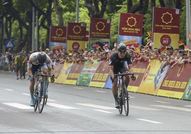 Giải xe đạp VTV Cup 2019: Cua rơ Hàn Quốc nhất chặng mở màn