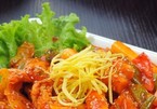 Tự làm tteokbokki ruột bò cay cho ngày nghỉ lễ mưa lạnh