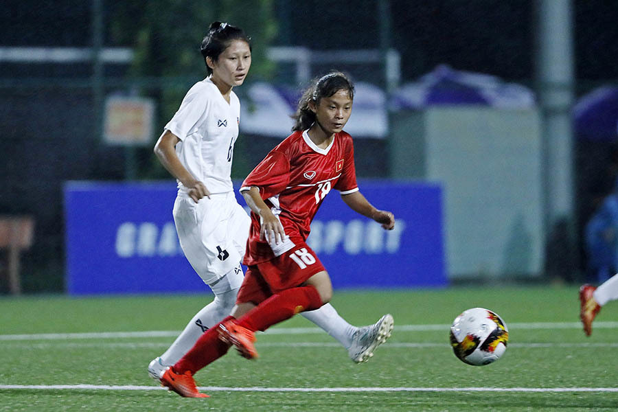 Nữ Việt Nam ra quân thua đậm Myanmar ở giải U15 quốc tế 2019