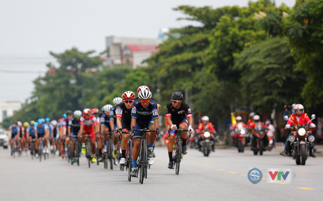 Chặng 2 giải xe đạp VTV Cup 2019: Im Jaeyon tiếp tục giữ áo vàng