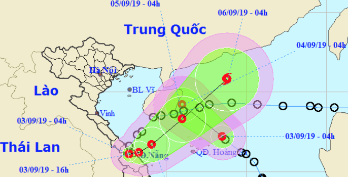 Áp thấp nhiệt đới vào Quảng Trị-Thừa Thiên Huế, quay lại biển, có thể thành bão