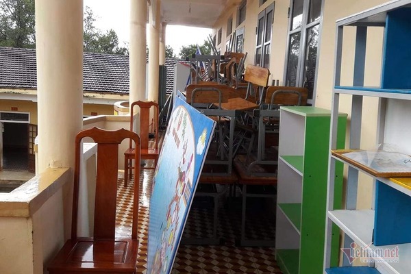 Thủy điện ở Hà Tĩnh xả lũ, hơn 2.6 vạn học sinh phải nghỉ học