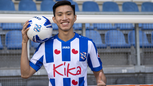 CLB Heerenveen ưu ái đặc biệt Đoàn Văn Hậu