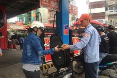 Eco-fuel and plastic bags face sluggish consumption in Vietnam