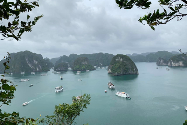 Quảng Ninh ‘nói không’ với sản phẩm nhựa, túi ni lông trên vịnh Hạ Long
