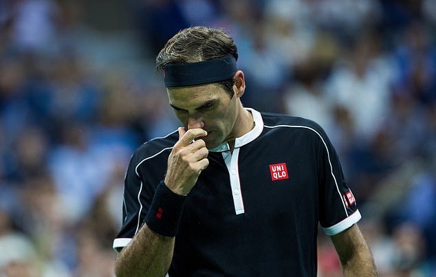 Federer gục ngã trước Dimitrov sau màn tra tấn thể lực
