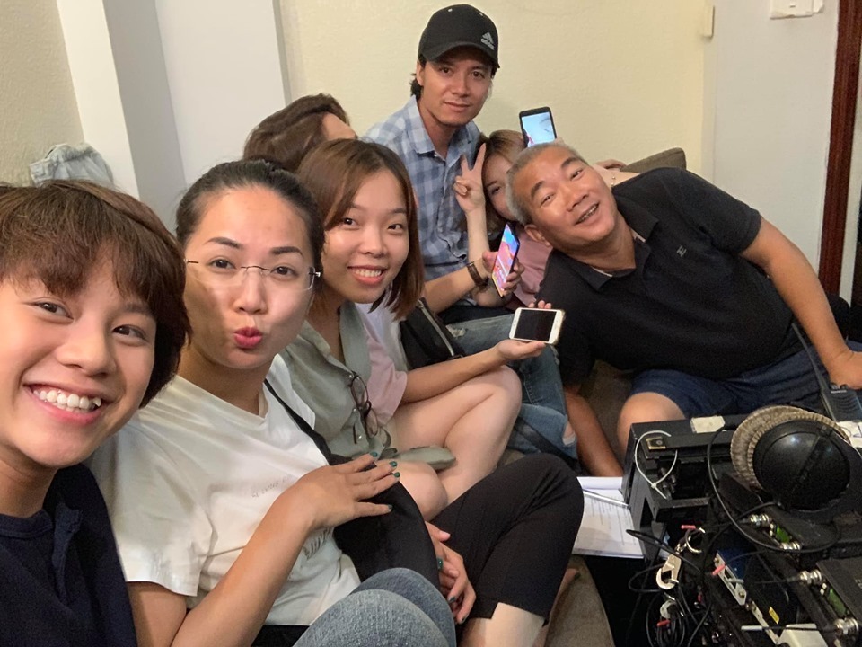 Lý do đạo diễn 'Về nhà đi con' về quê ở ẩn, trồng rau nuôi cá