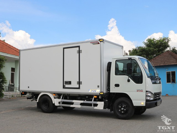 Những lý do nên mua xe tải hạng nhẹ Isuzu 1T5 thùng bảo ôn QKR77FE4 ...