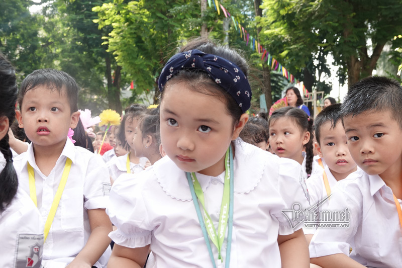 Vẻ đáng yêu của các 'tân binh' trong ngày khai giảng