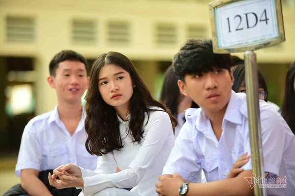 Over 24 million Vietnamese students enter new academic year