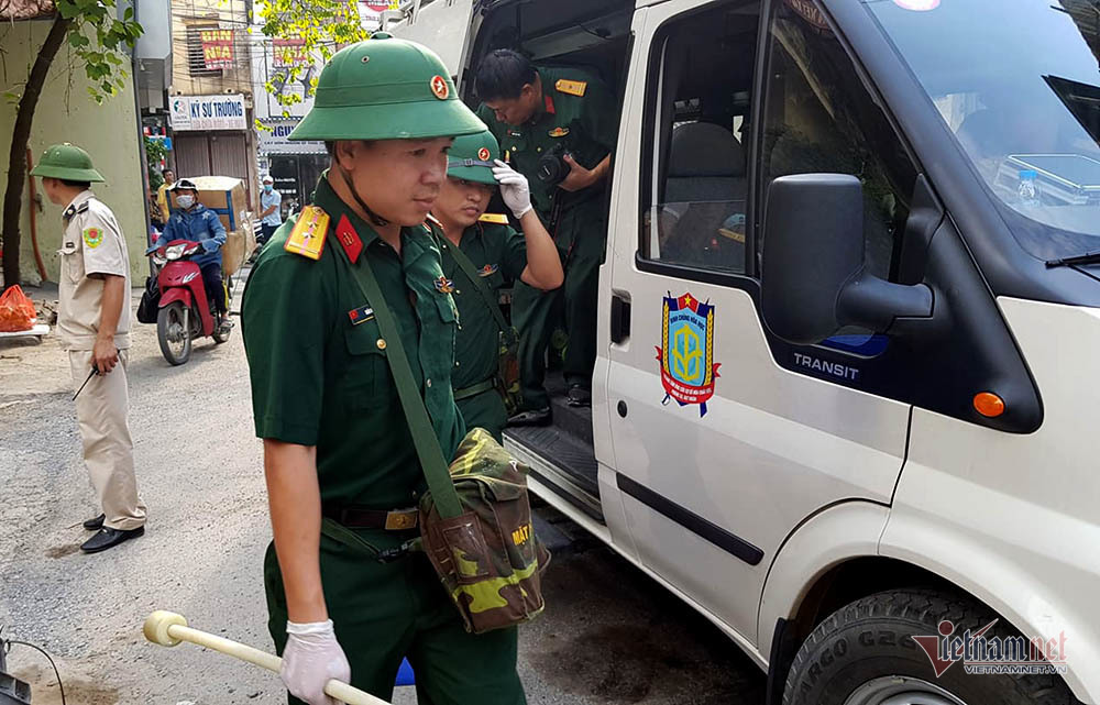 8 ngày sau vụ cháy Rạng Đông, bộ đội hóa học tất tả giám định ô nhiễm