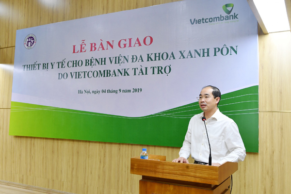 Vietcombank tài trợ 2 máy lọc thận cho Bệnh viện Đa khoa Xanh Pôn