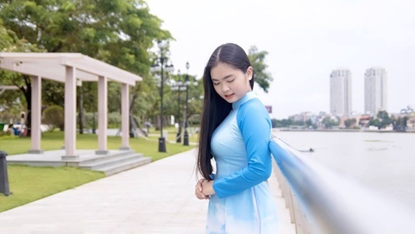 Phương Mỹ Chi,Thiện Nhân