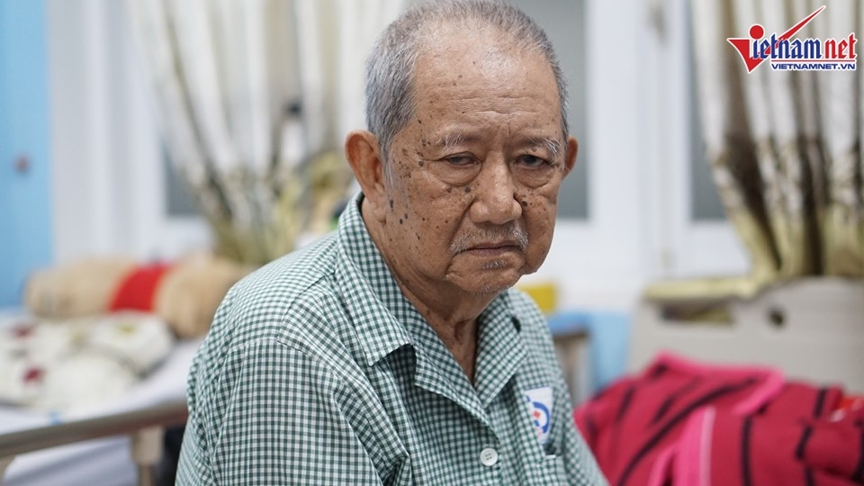 Nghệ sĩ Mạc Can không nhà cửa, chật vật vì bệnh tật hành hạ ở tuổi 74