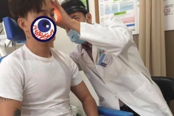 Cựu trưởng nhóm HKT bị thủng màng nhĩ