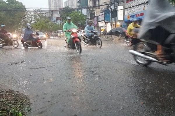 Nghe VietNamNet: Dự báo thời tiết 8/9, Hà Nội chiều tối mưa giông