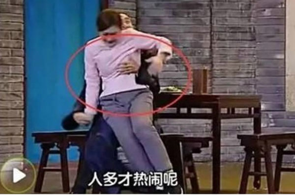 Các mỹ nhân Trung Quốc bị coi thường thế nào trên phim trường?