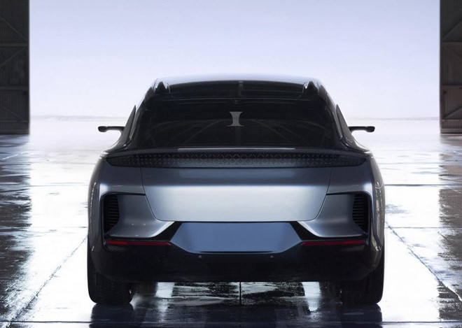 Hãng xe điện Trung Quốc ngập trong nợ nần