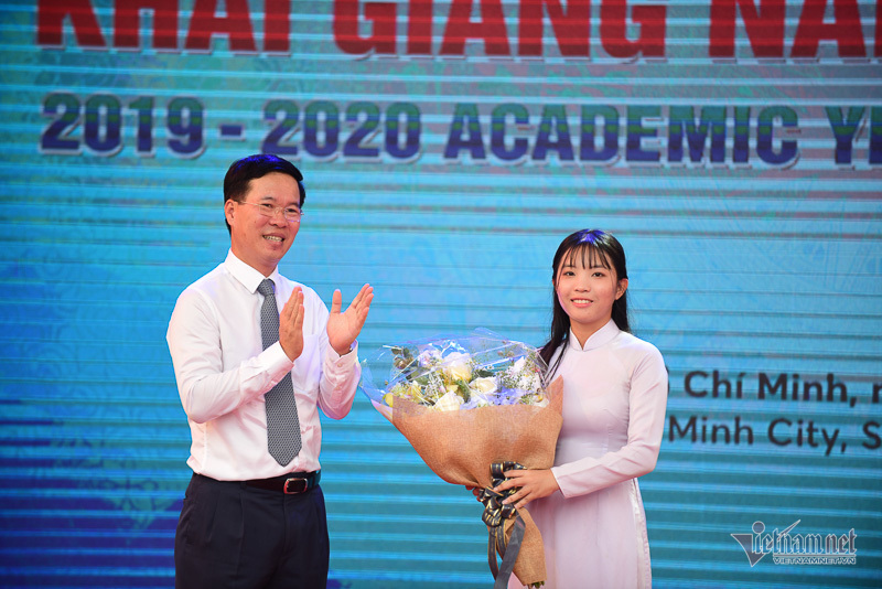 Khai giảng,Võ Văn Thưởng