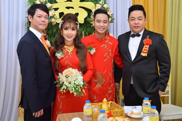 Quang Lê 39 tuổi đã làm bố chồng, về miền Tây cưới vợ cho con trai