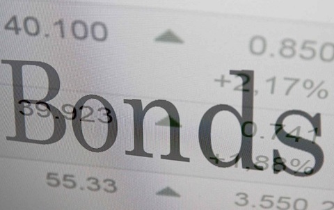 Who are the buyers of bank bonds?