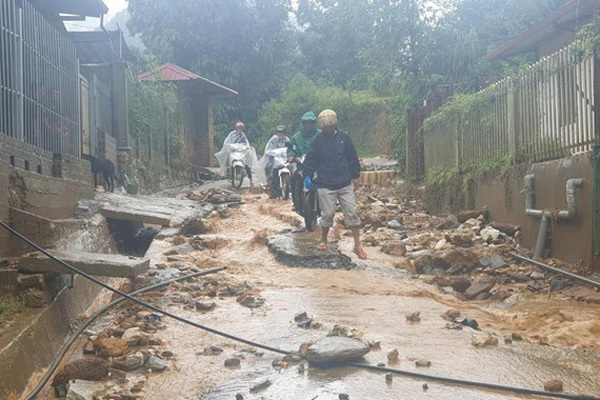 Nghe VietNamnet: Dự báo thời tiết 10/9: Hà Nội mưa rào, nguy cơ có lốc