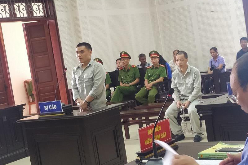 Tử hình đối tượng người Lào chở 100 bánh heroin vào Việt Nam