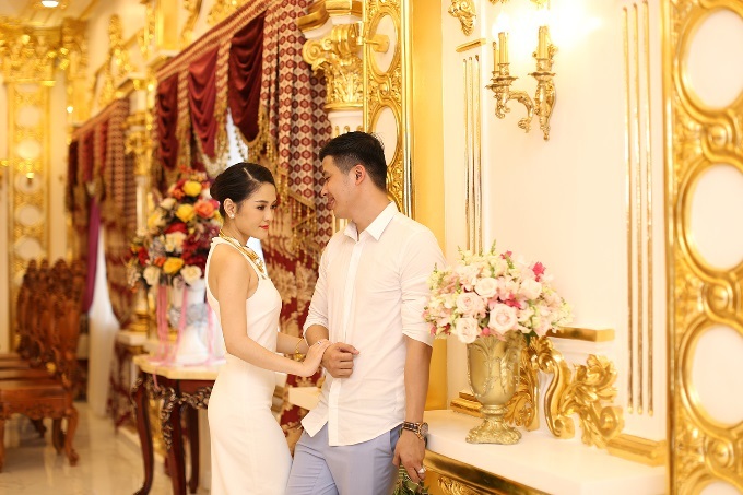 Những đám cưới xa hoa, dát đầy vàng của con đại gia Việt