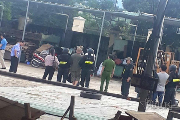 Nghe VietNamNet: Xóa sổ 'xưởng' sản xuất ma túy cực lớn do người Trung Quốc điều hành