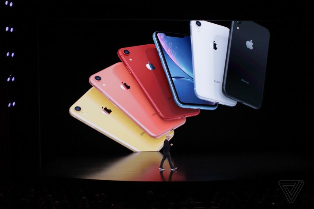 Apple ra mắt iPhone 11, giá từ 699 USD đến 1.099 USD