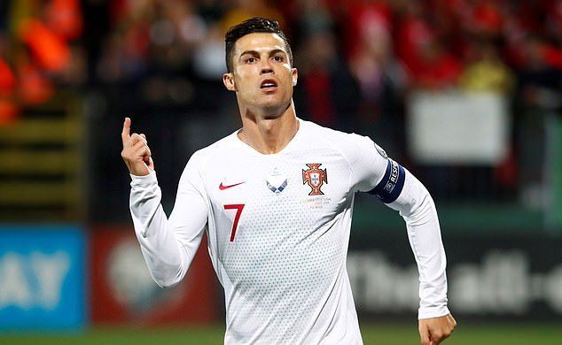 Ronaldo lập poker, Bồ Đào Nha 