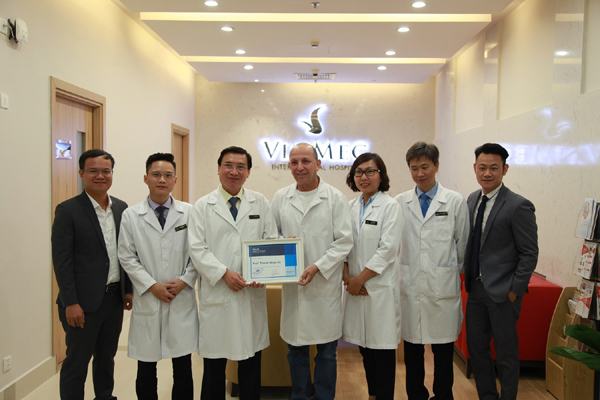 Đặt stent mạch vành, làm sao để không ‘đội’ chi phí?