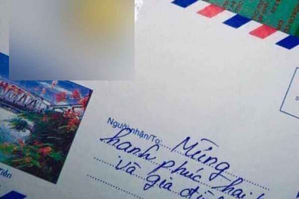 3 người đến nhà hàng sang ăn uống, mừng cưới 200 nghìn đồng gây tranh cãi