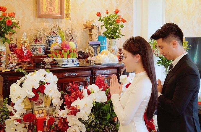 Lễ dạm ngõ của nữ giảng viên Hà Nội nổi tiếng xinh đẹp, quyến rũ