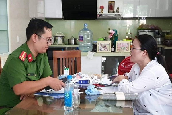 8X đang bị truy tố, cấm đi khỏi nơi cư trú vẫn lừa vay hơn 100 tỷ