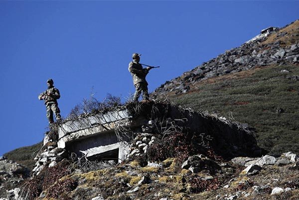 Lính Trung Quốc - Ấn Độ đụng độ ở biên giới