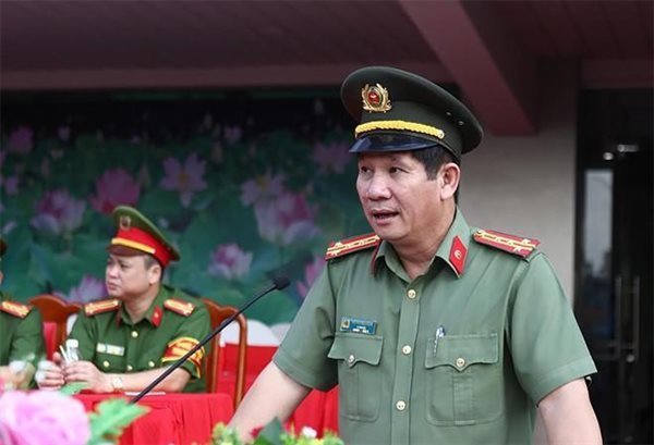 Top Dong Nai policeman loses all Party posts