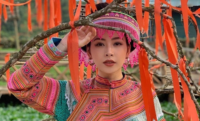 Hot girl sinh năm 1993 người chọn độc thân, kẻ từng hẹn hò đại gia