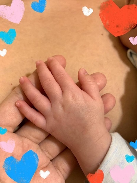 Ca sĩ Thanh Ngọc sinh con trai sau nhiều năm chờ đợi