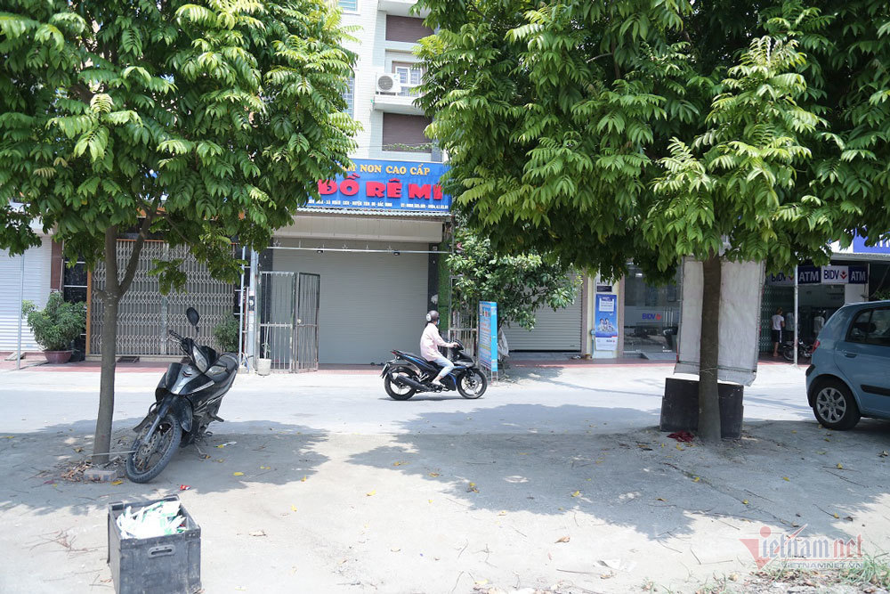 Triệu tập tài xế bỏ quên bé 3 tuổi suốt 7 tiếng trên ô tô ở Bắc Ninh