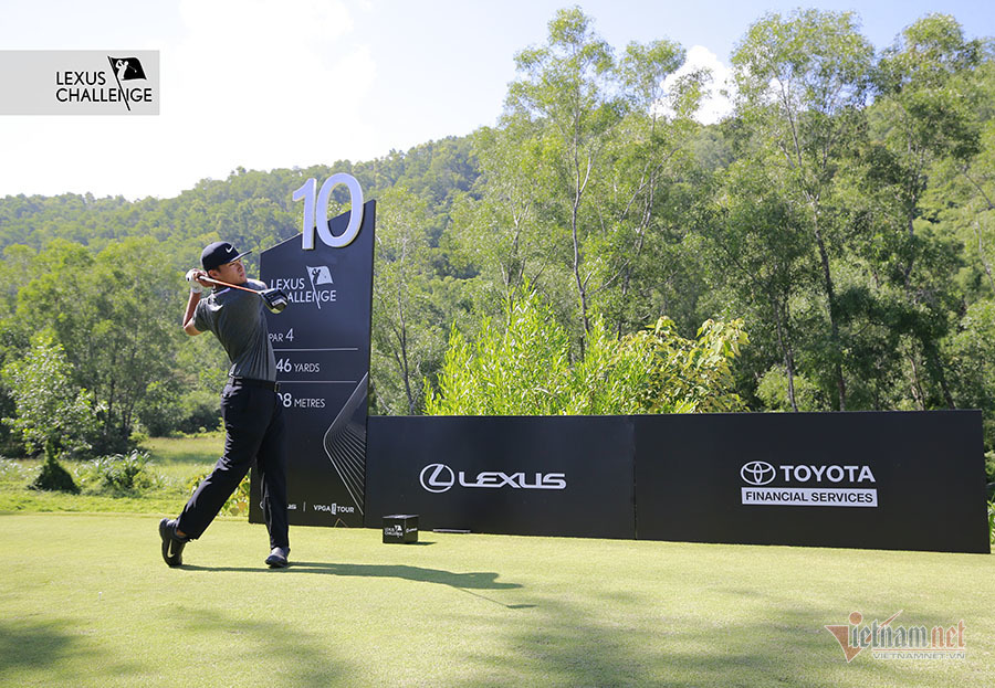 Golfer Hàn Quốc dẫn đầu giải golf Lexus Challenge 2019
