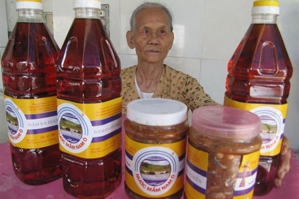 Fish sauce, pottery in central Vietnam recognised as heritage