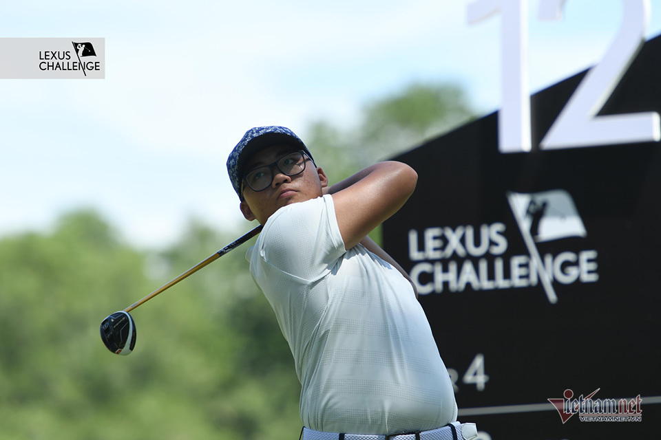 VĐV 15 tuổi gây sốt ở giải golf có tiền thưởng cao nhất Việt Nam