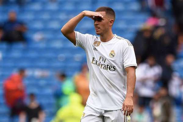 Hazard bị nhạo vì chưa gì đã quay lưng Chelsea