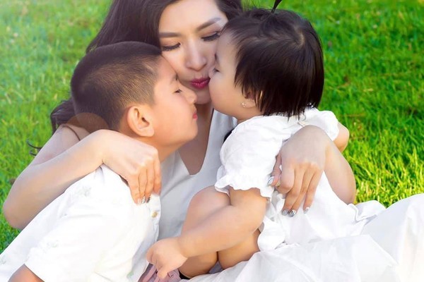 Hậu chia tay bạn trai doanh nhân, Hồng Nhung chia sẻ tâm sự mẹ đơn thân