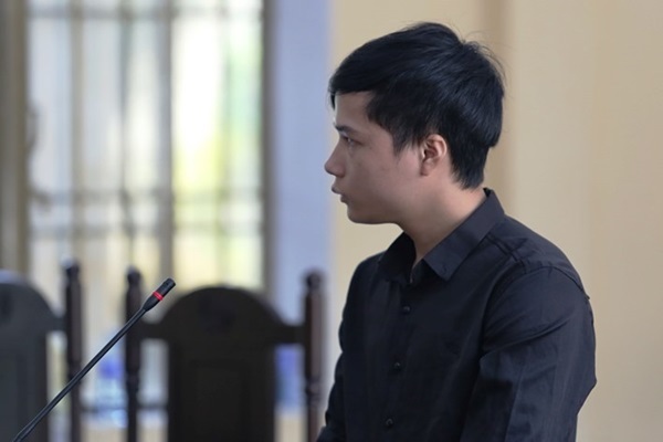 Khó chịu tiếng pháo nổ, gã trai ở Quảng Nam dùng cây củi đánh chết người