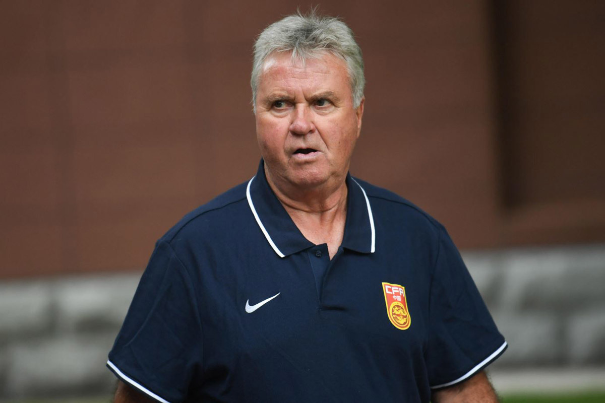 Guus Hiddink bị sa thải sau trận thua U22 Việt Nam